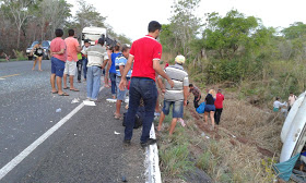 Acidente com ônibus de turismo deixa 40 feridos