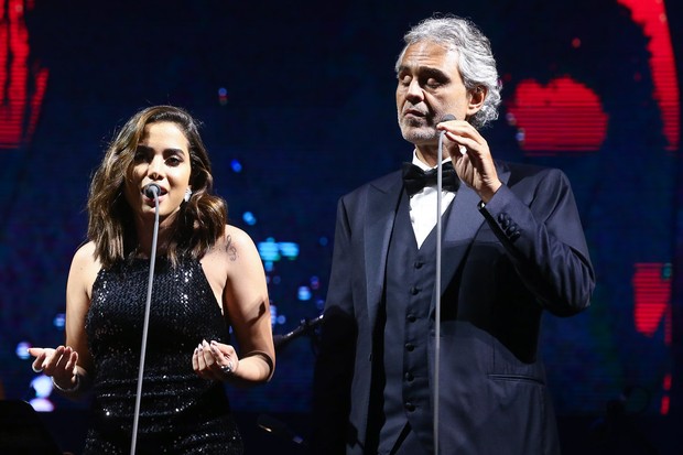 Após polêmica, Anitta canta com Andrea Bocelli em São Paulo (Crédito: Manuela Scarpa/Brazil News)