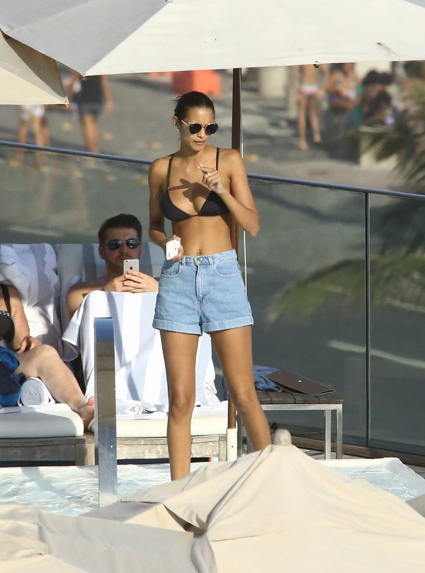 Lais Ribeiro e seu nNamorado (Crédito: Agnews)