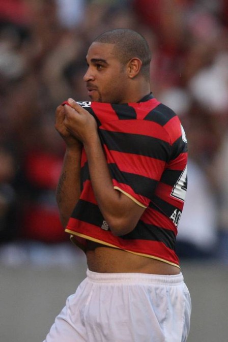 Adriano comandou a reação do Flamengo em 2009 (Crédito: O Globo)