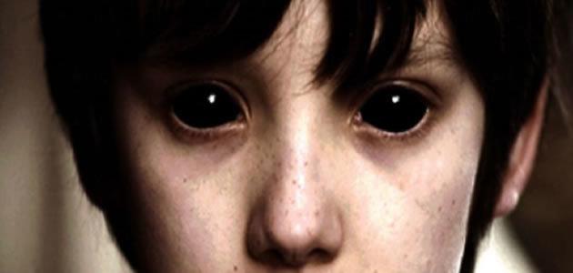 Conheça a história das crianças dos olhos negros