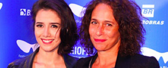 Marjorie Estiano ignora impressa e Andrea Beltrão repreende a atriz