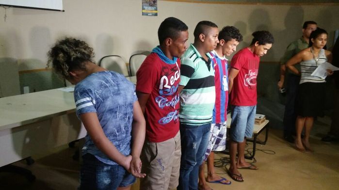 Quadrilha esquarteja homem por ele se parecer com homicida