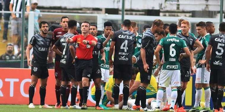 Figueirense recorre ao STJD por causa de gol do Palmeiras
