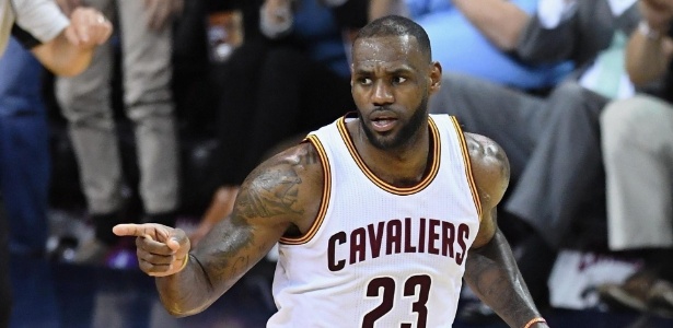 LeBron James, jogador do Cleveland Cavaliers, no jogo 3 das finais da NBA (2016) (Crédito: AFP)