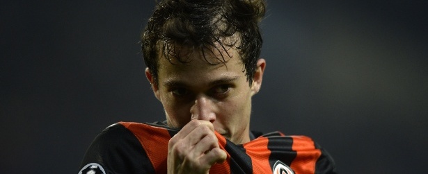 Flamengo e Palmeiras travam duelo fora de campo por Bernard