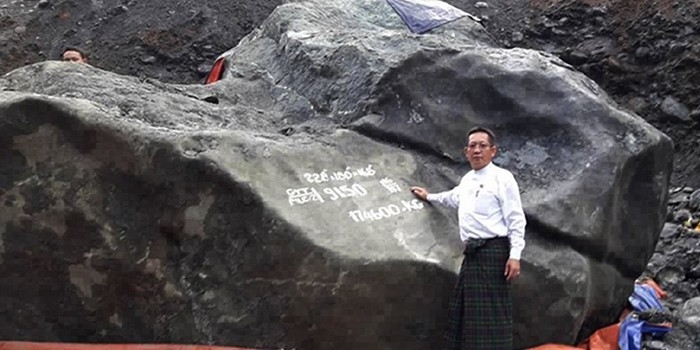 Pedra de Jade de 174 toneladas que vale milhões é encontrada