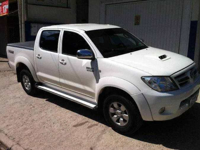 Carro roubado em Picos (Crédito: Riachão Net)