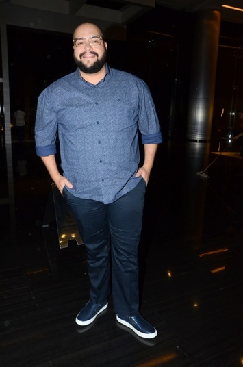 Rodrigo Faro comemora 43 anos super festa repleta de famosos