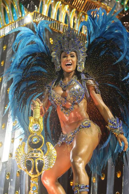 Gracyanne Barbosa no desfile da Portela em 2016 (Crédito: Reprodução)