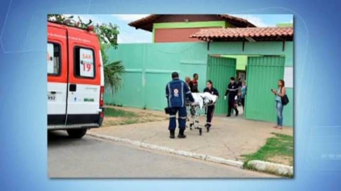 Adolescente de 16 anos esfaqueia aluno de 12 dentro de escola