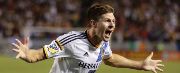 Steven Gerrard deixa o L.A Galaxy e pode voltar para o Liverpool