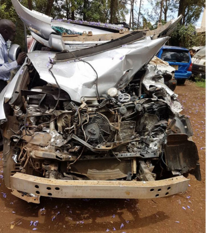 Carro do atleta ficou destruído (Crédito: Reprodução/ Instagram)