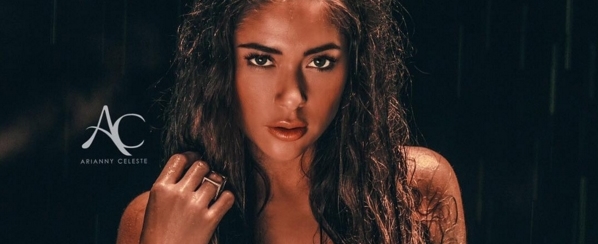 Lutadora Arianny Celeste posta foto de topless no Instagram