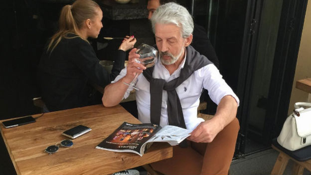 Fotos refletem um estilo de vida cheio de luxos e prazeres