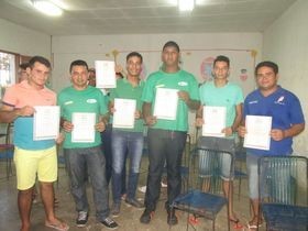 Associação de Moradores realiza entrega dos certificados
