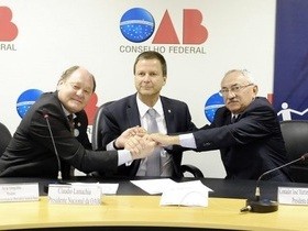 CFC, CFOAB e Observatório Social do Brasil assinam Acordo