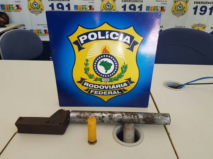 Arma de fabricação artesanal apreendida