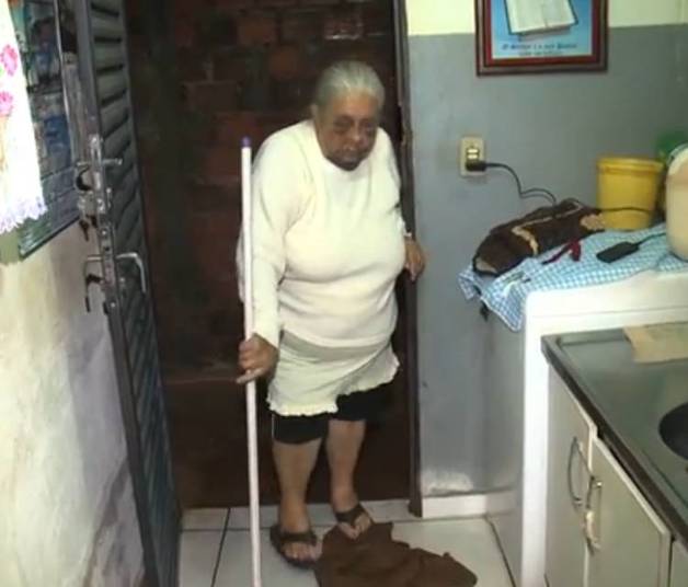 Cuidador é suspeito de estuprar e espancar idosa de 75 anos