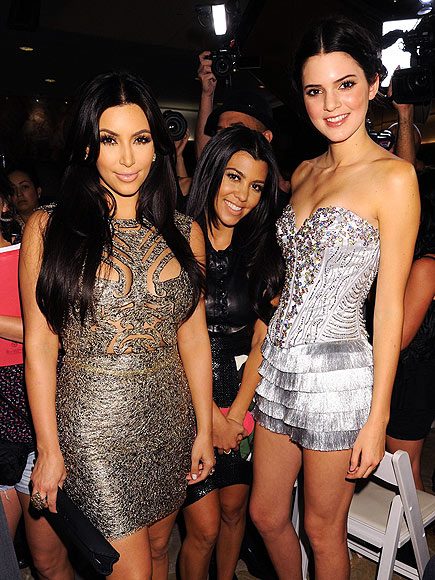 Kim e as irmãs