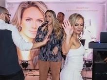 Eliana dança funk durante festa em sua cobertura luxuosa
