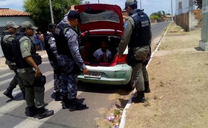 Menores apreendidos após perseguição (Crédito: Campomaioremfoco)