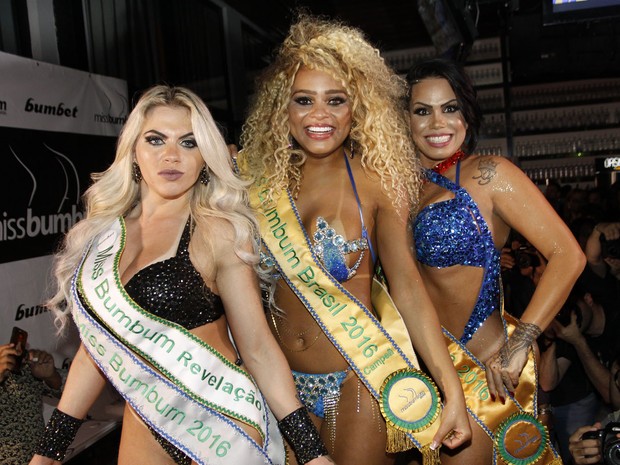 Dona Geralda e Erika Canela vence o Miss Bumbum 2016 em São Paulo (Crédito: Celso Tavares)
