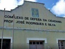 Adolescentes quebram grade e fogem do Complexo do Menor de Parnaíba