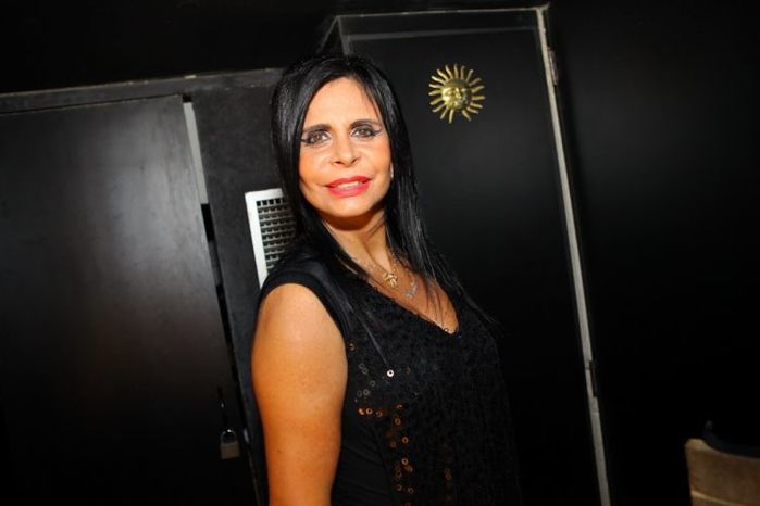 Gretchen se emociona ao revelar que abandonou filho há 30 anos
