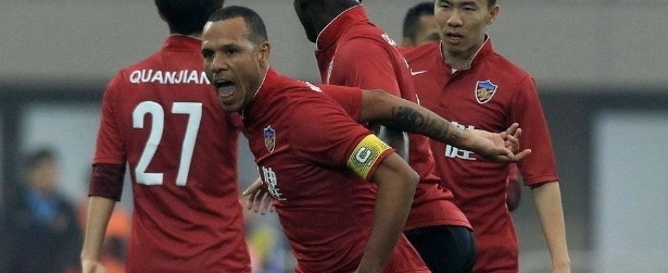 Vasco da Gama admite interesse em Luis Fabiano para 2017