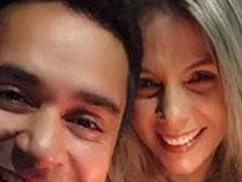 Carla Perez comemora aniversário ao lado de Xanddy e posta foto