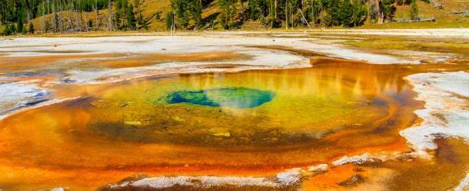 Homem cai em piscina natural em parque ecológico e é dissolvido