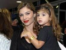 Grazi Massafera diz que filha tem vocação para ser atriz: