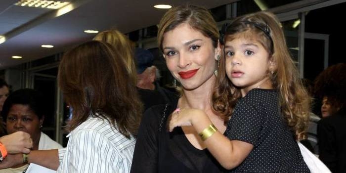 Grazi Massafera diz que filha tem vocação para ser atriz: "Em tudo"