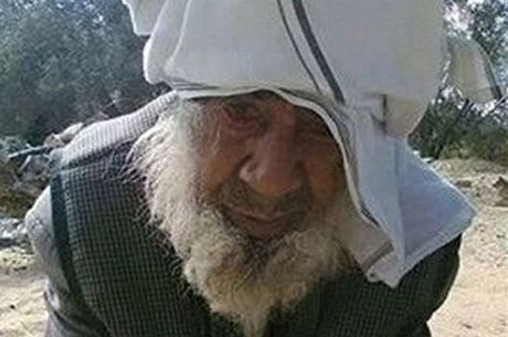 Idoso de 100 anos é decapitado por radicais do Estado Islâmico