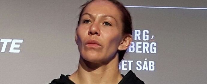 Cyborg provoca Ronda: “Ela não quer aceitar lutar comigo”