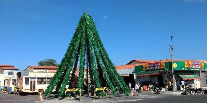 Prefeitura inicia trabalhos de decoração natalina em São Miguel