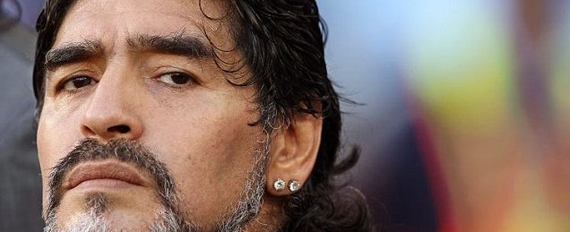 Maradona diz ser ‘vergonhoso’ as mulheres falarem sobre futebol