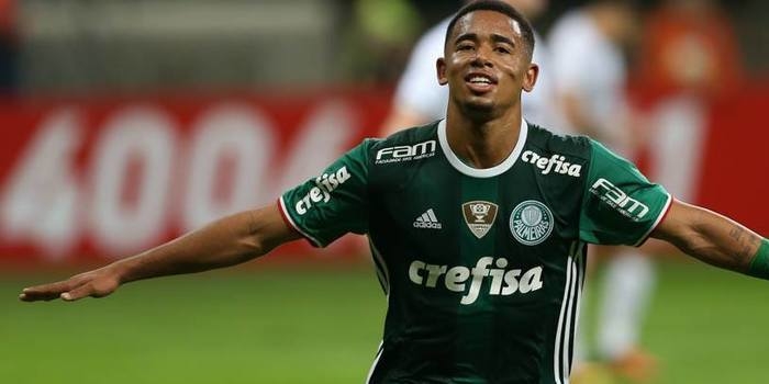 Gabriel Jesus comemora e se mostra ansioso para jogar no City
