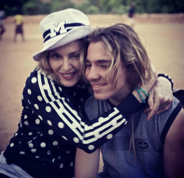 Madonna e Rocco (Crédito: Reprodução/ Instagram)