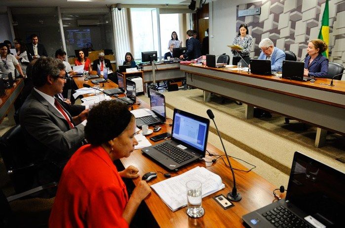 Regina Sousa na Comissão de Assuntos Econômicos do Senado (Crédito: Agência Senado)