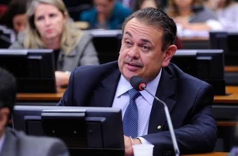 Deputado Silas Freire critica deformação do pacote anticorrupção