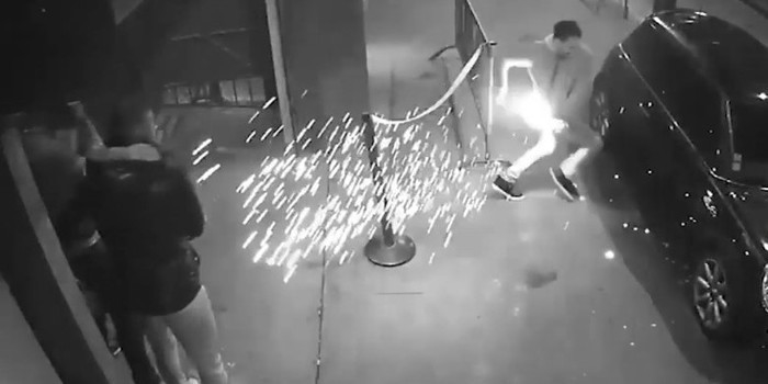 Homem sofre queimaduras após cigarro eletrônico explodir no bolso