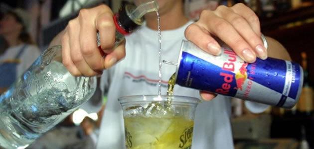 Efeito do álcool com energético é o mesmo da cocaína