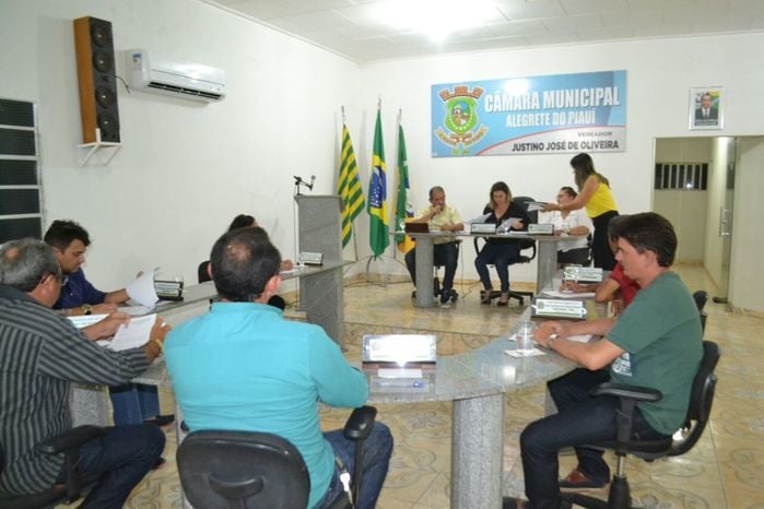 Câmara Municipal de Alegrete do Piauí realiza última sessão de 2016 - Imagem 49