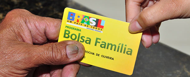 Pente-fino flagra 8 mil servidores federais recebendo Bolsa Família