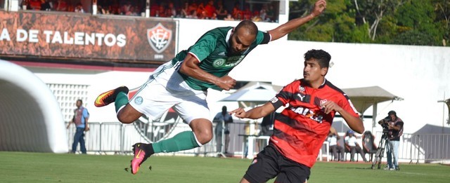 Com time reserva, Palmeiras termina campeonato ganhando do Vitória