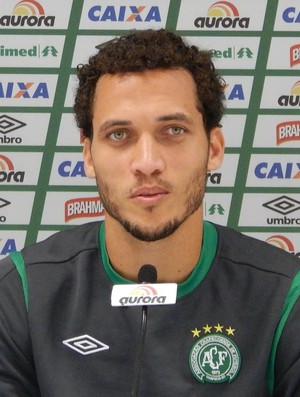 Jogador Neto retornará para o Brasil nesta quinta-feira