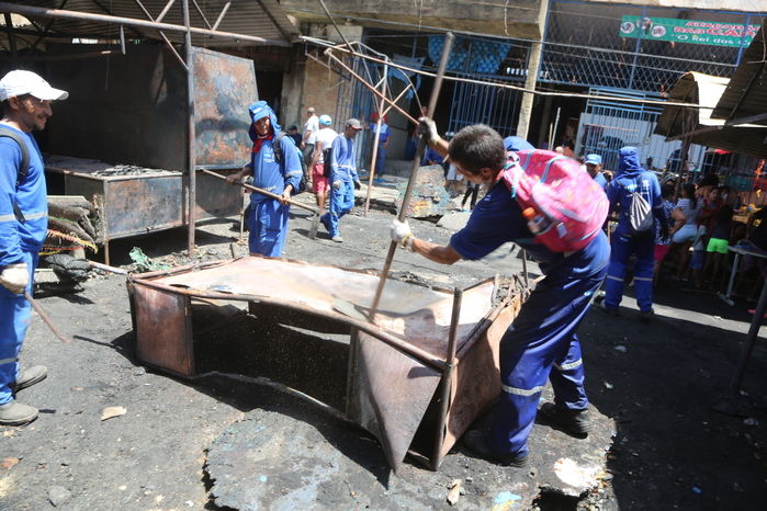 Incêndio no Mercado Central destruiu 68 barracas