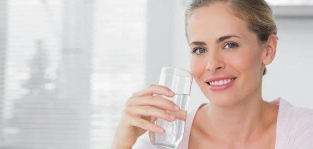 Beber água demais pode trazer malefícios a saúde